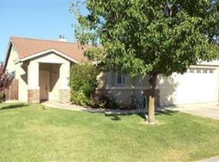 887 Wallace Dr, Woodland, CA 95776