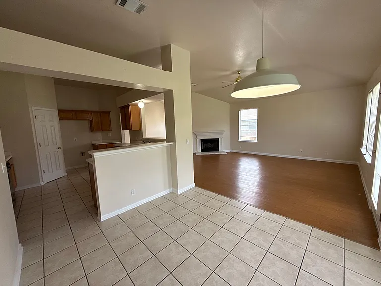 122 Little Lake Rd — Photo 4