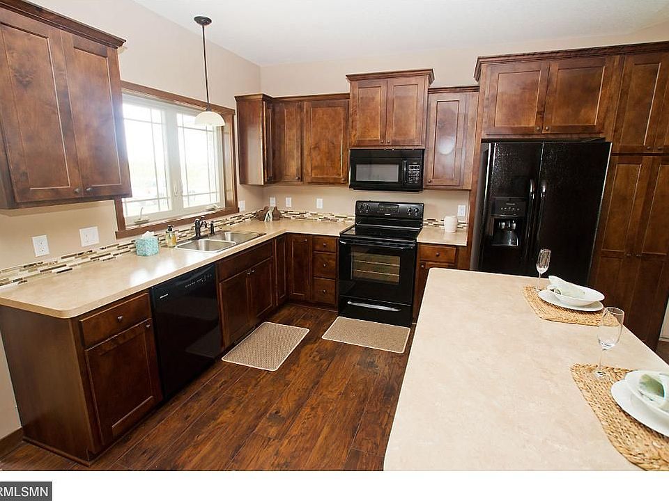 2nd image of 7756 149th Ave NW