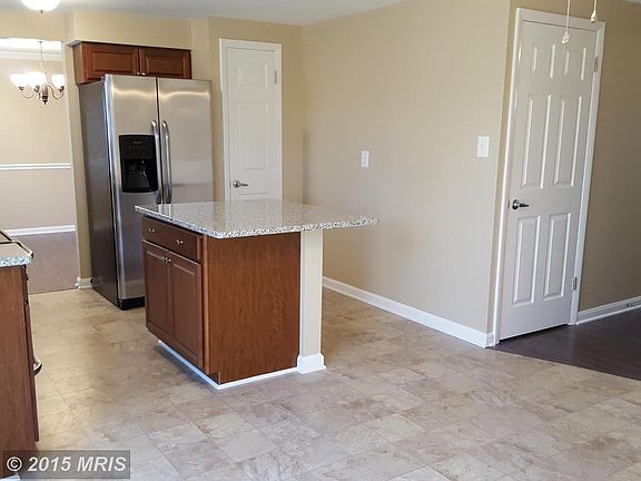 3rd image of 1320 Lincoln Woods Dr