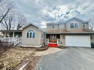 359 Mason Rd, Champlain, NY 12919