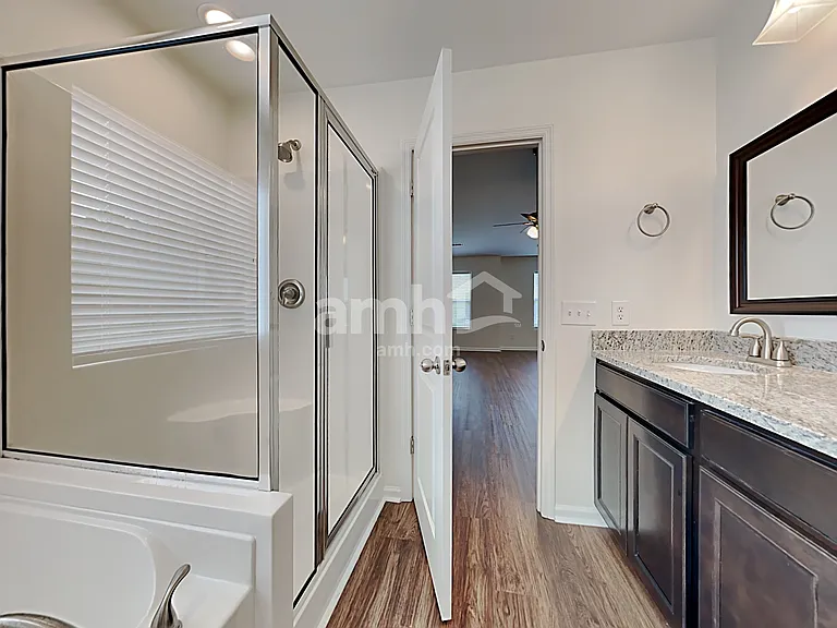 106 Vango Dr — Photo 13