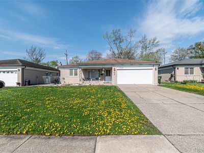 33849 Clifton Dr, Sterling Heights, MI, 48310