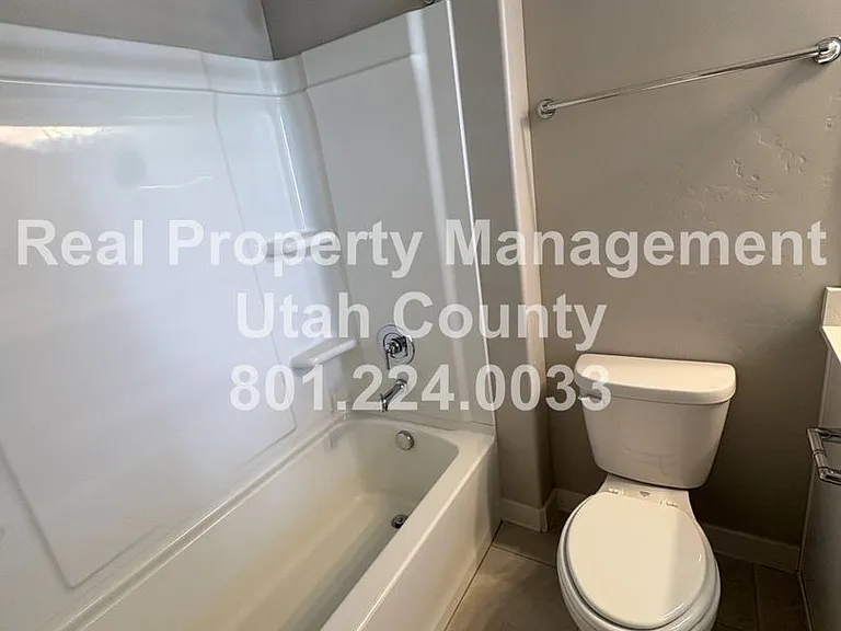 271 E Echo Ledge Dr — Photo 6