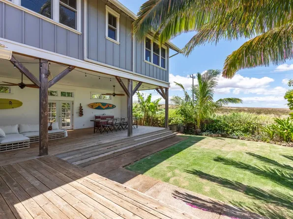 592 Pili Loko St, Paia, HI 96779