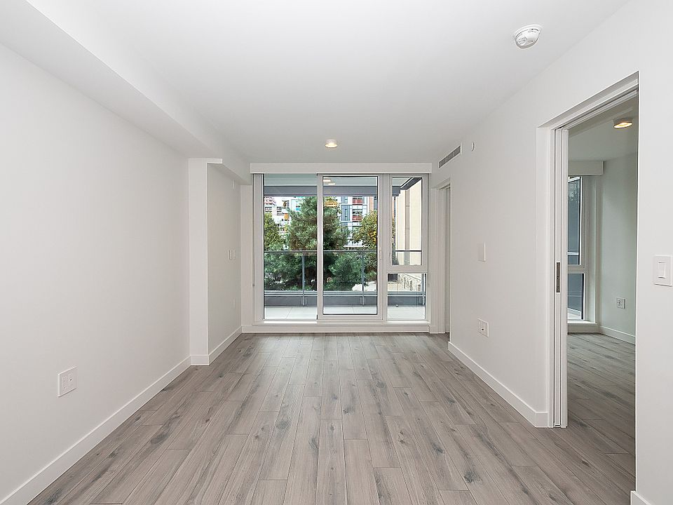 1st image of 1107 Richards St #212