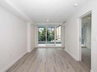 1107 Richards St #212, Vancouver, BC V6B 0S3