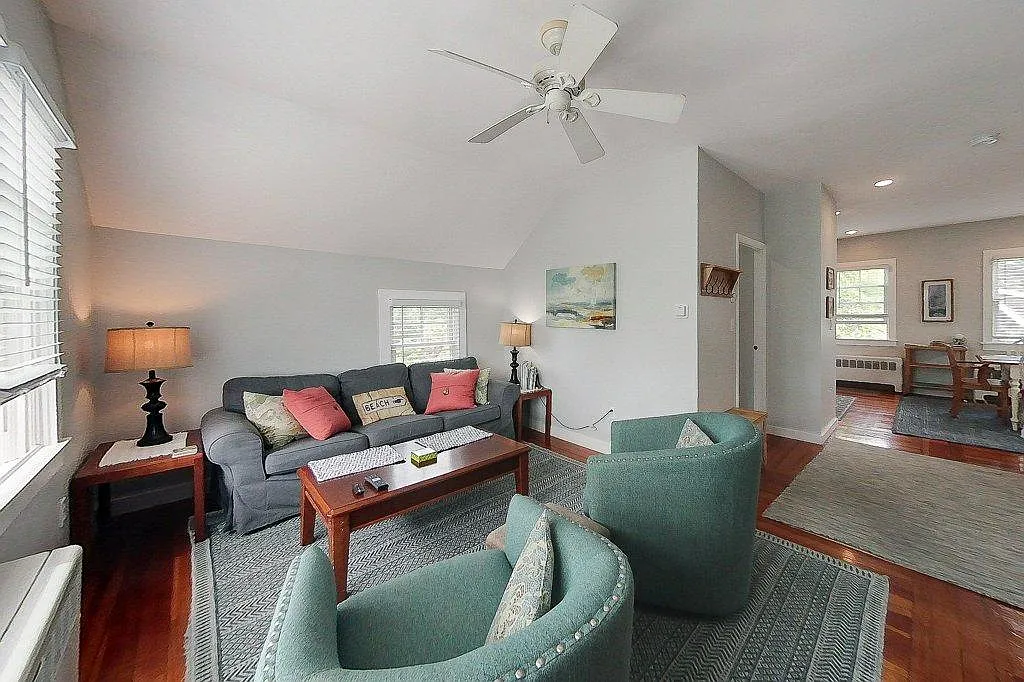 2 bed, 1500 sqft, $2,600 — Photo 2