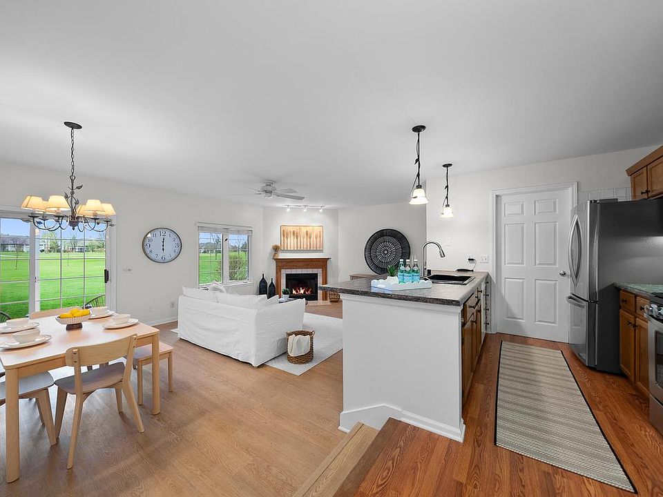 1st image of 644 Geneva National AVENUE NORTH North #6-33