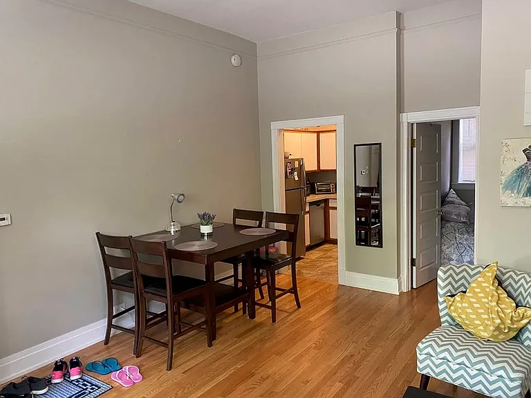 800 S Leavitt St #1E — Photo 4
