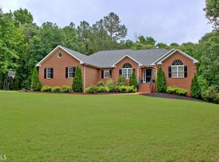 724 Old Greenville Rd, Fayetteville, GA 30215