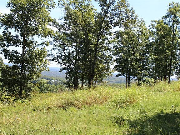 2nd image of 566-00005-000 Emerald Hills Dr #5-8-9