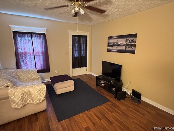 3rd image of 310 S Jackson Street