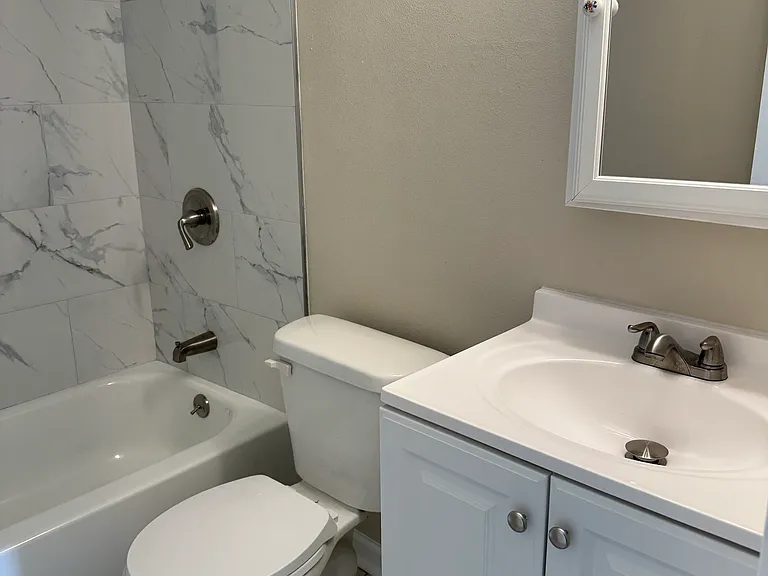 5521 Bay Blvd #105 — Photo 9