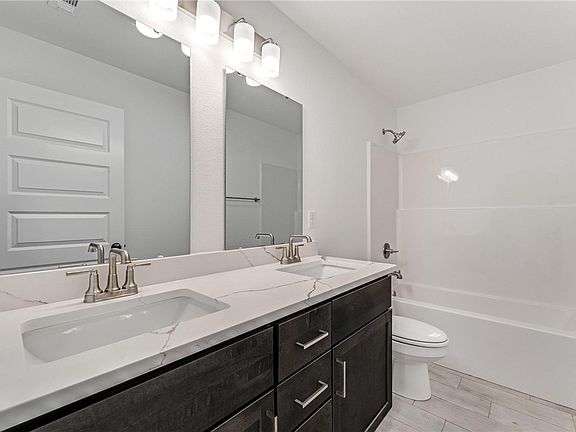 5th image of 3506 N Wiley Dr