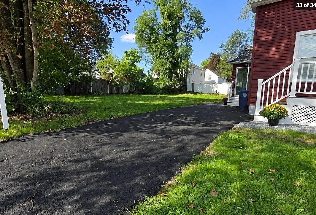 4 bed, 1780 sqft, $4,800 — Photo 3