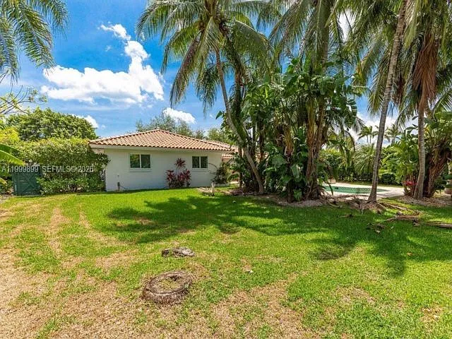 14610 Tarpon Dr — Photo 11
