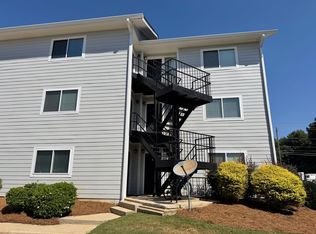 555 W Glenn Ave #A204, Auburn, AL 36832