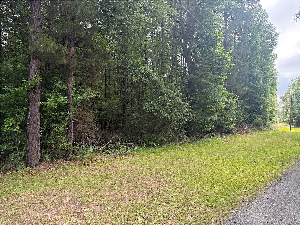 2nd image of 104 English Crossing Rd