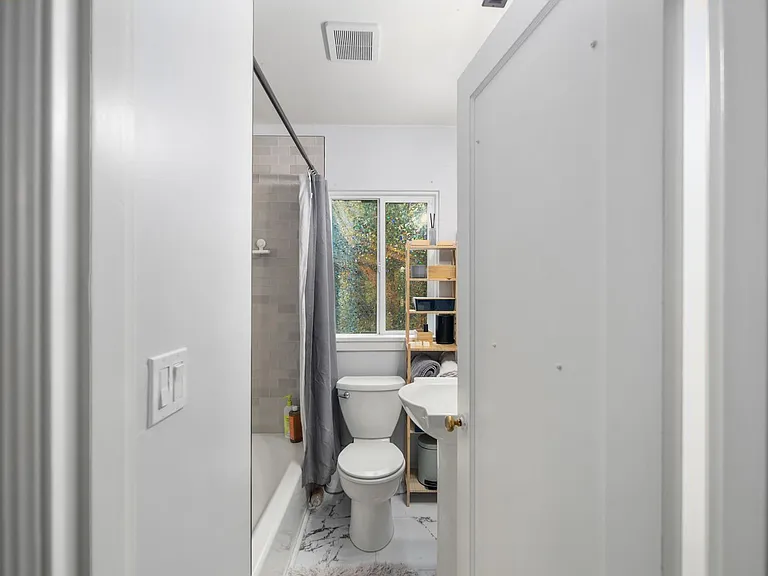 11227 26th Ave SW #1 — Photo 15
