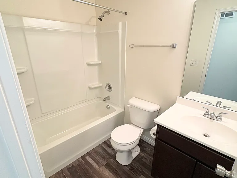 10345 Fredricksburg Rd — Photo 5
