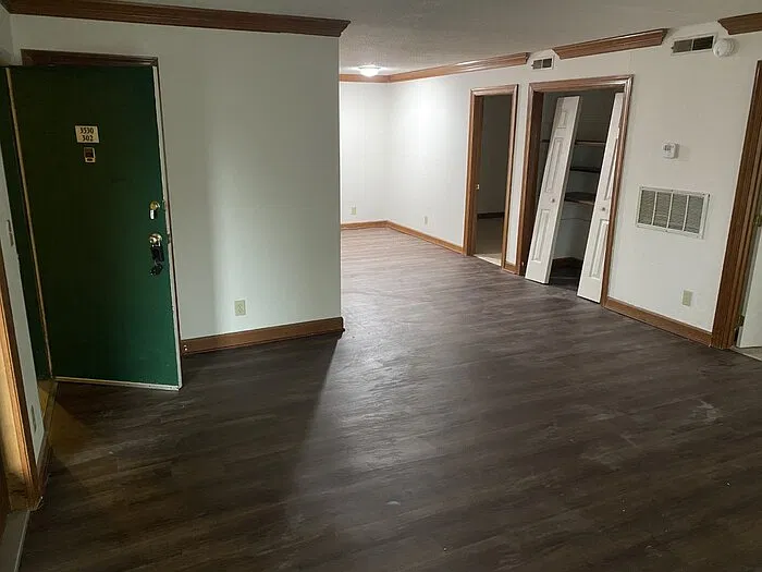 2 bed, 2.0 bath, 960 sqft, $1,195 — Photo 2