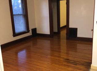 521 W 8th St, Davenport, IA 52803