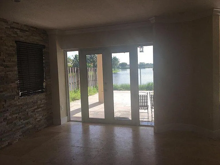 living room view facing backyard