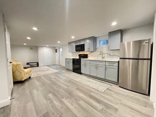 (undisclosed Address), Plainview, NY 11803