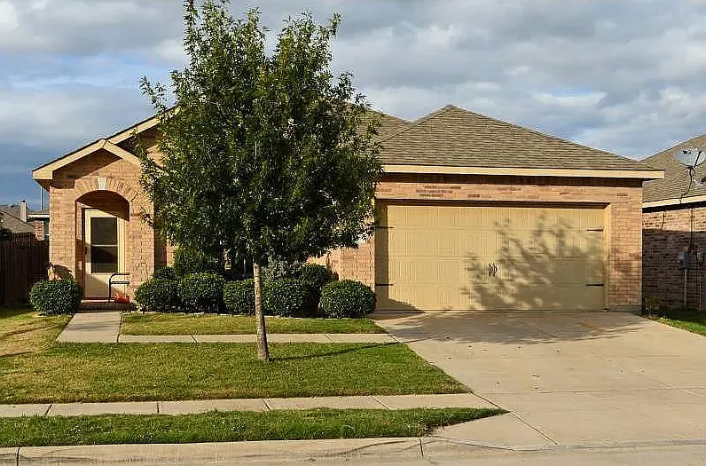 3 bed, 1540 sqft, $1,990 — Photo 2