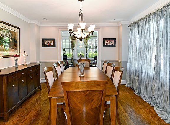 5th image of 565 N Grant St