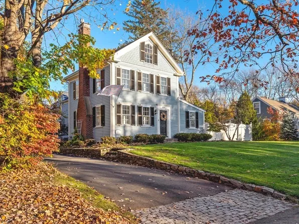 532 Main St, Hingham, MA 02043