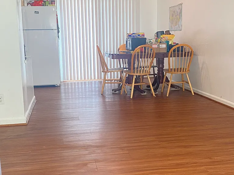Dining are on lower level