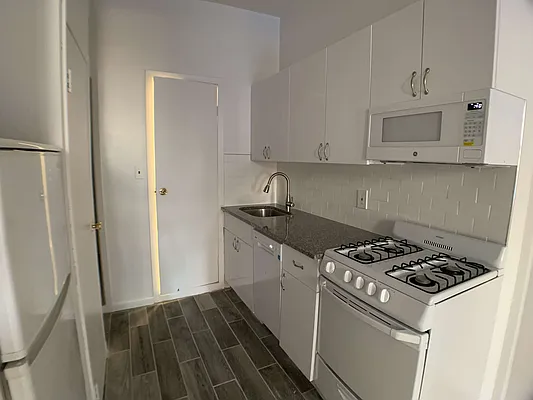 Rented by GPA Realty | media 9