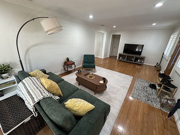 2nd image of 5138 W 141st St #2