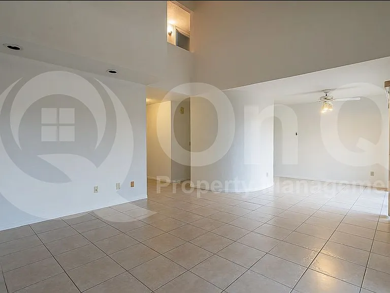 216 E Pastime Rd — Photo 7