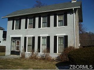 1st image of 636 Moxahala Ave