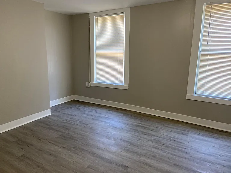 Bedroom #1