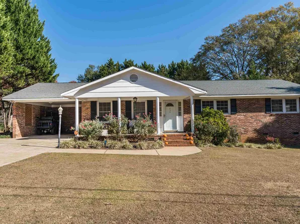236 Foster St, Cowpens, SC 29330