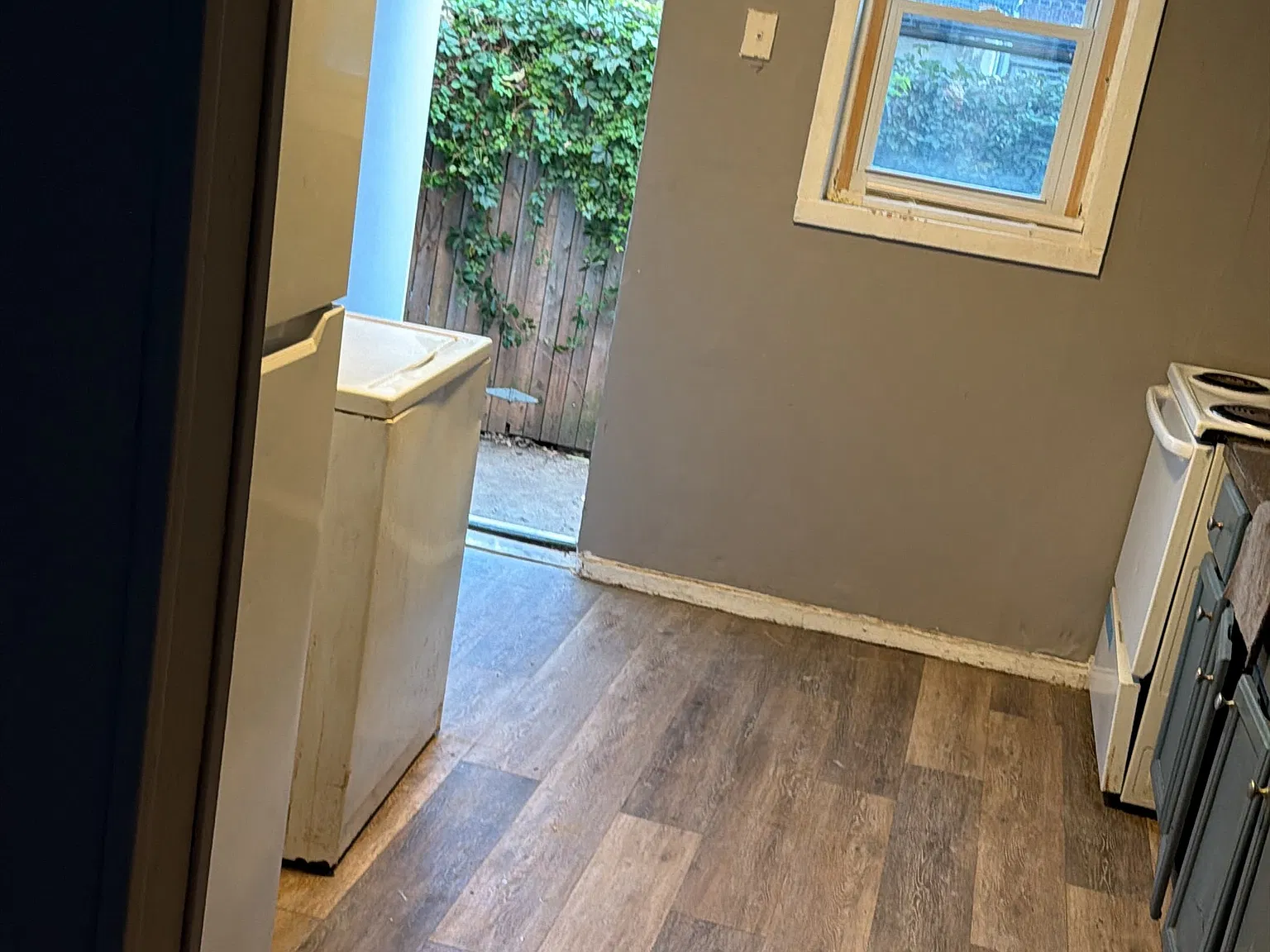 3 bed, 1008 sqft, $1,400 — Photo 3