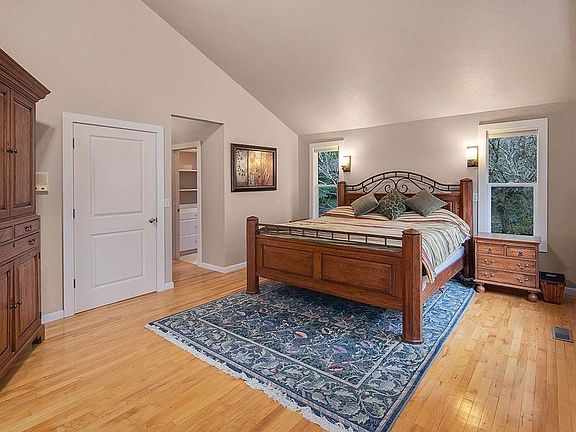 5th image of 4041 140th Ave NE