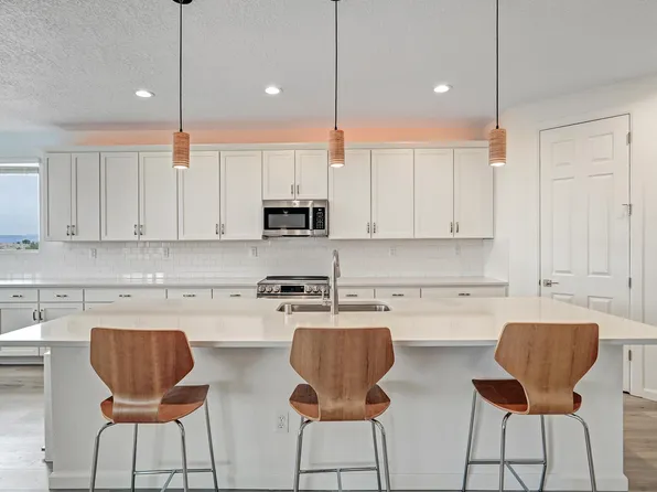 3321 Wolf Tail Loop NE, Rio Rancho, NM 87144