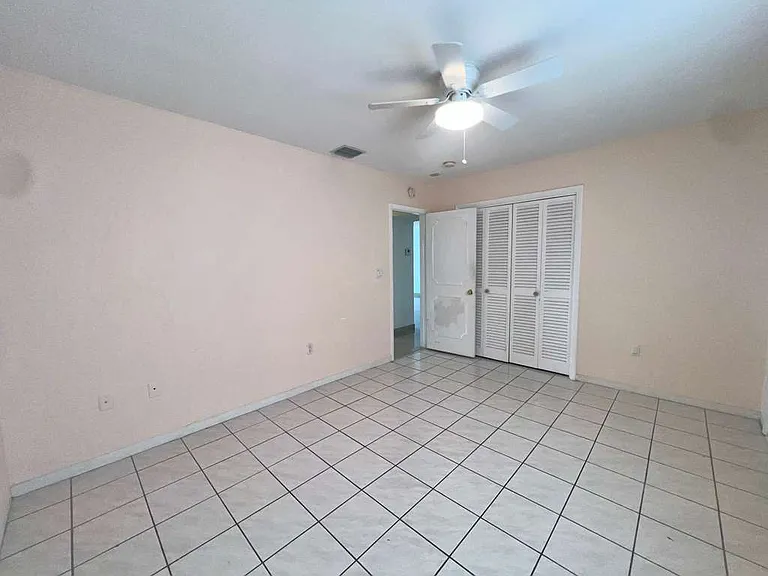 2200 Diana Dr #417 — Photo 12
