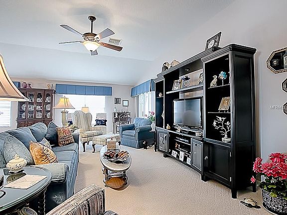 4th image of 2370 Othello Ct