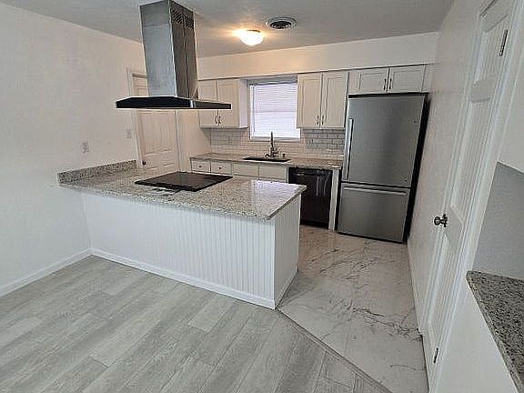 4th image of 721 S 19th St
