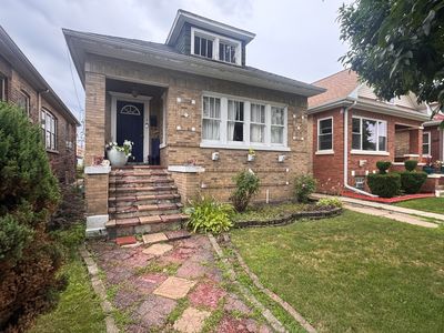 5709 W Melrose St, Chicago, IL, 60634