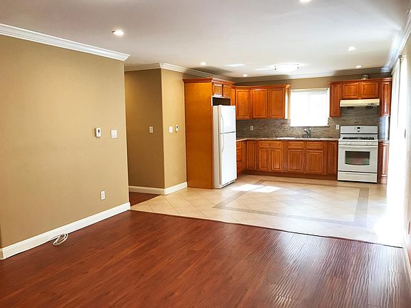 2nd image of 1064 48th St
