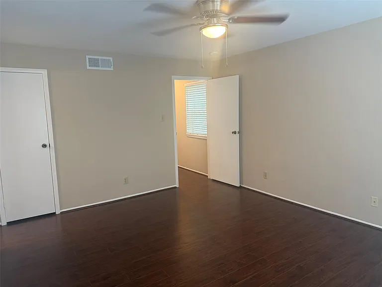 7589 Cambridge St #A — Photo 13