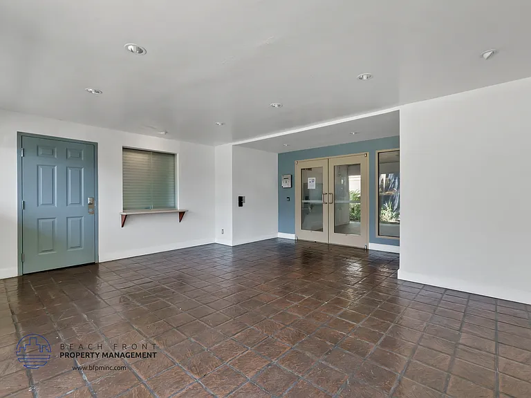 740 W 24th St. — Photo 52