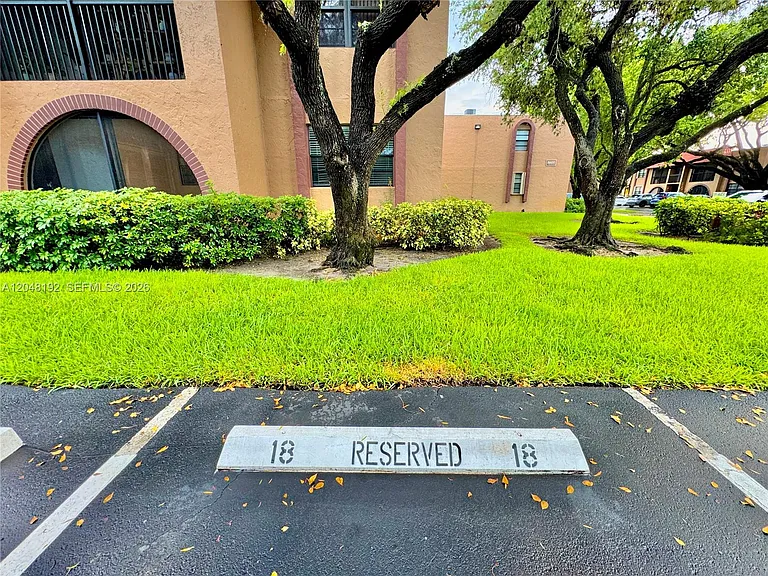 8600 NW 34th Pl #B102 — Photo 23